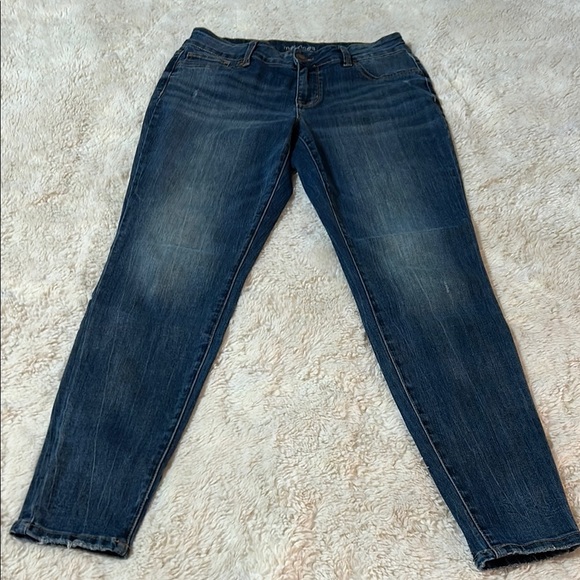 Maurices Blue Skinny Jeans with Lived-In Look - Picture 1 of 7
